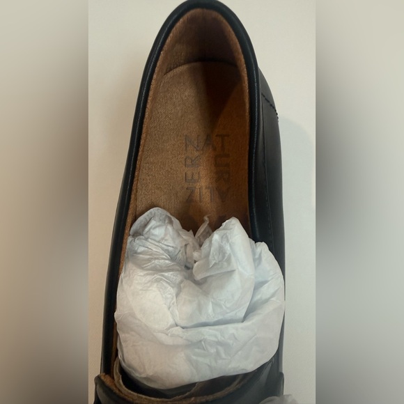 Naturalizer Corrine Black Leather Lug Sole Bit Loafers
Women Size 8 M NEW - Picture 4 of 5